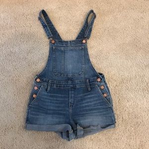 Old Navy Shortalls / Overalls